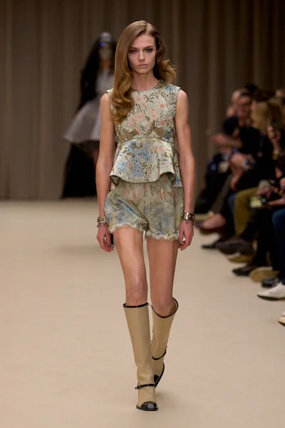 Look 31